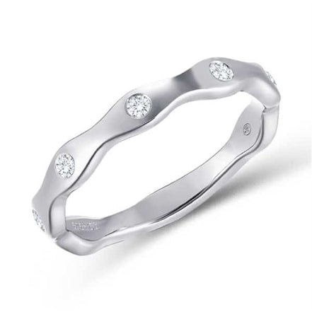 Bague serti clos diamant en or 18 carats